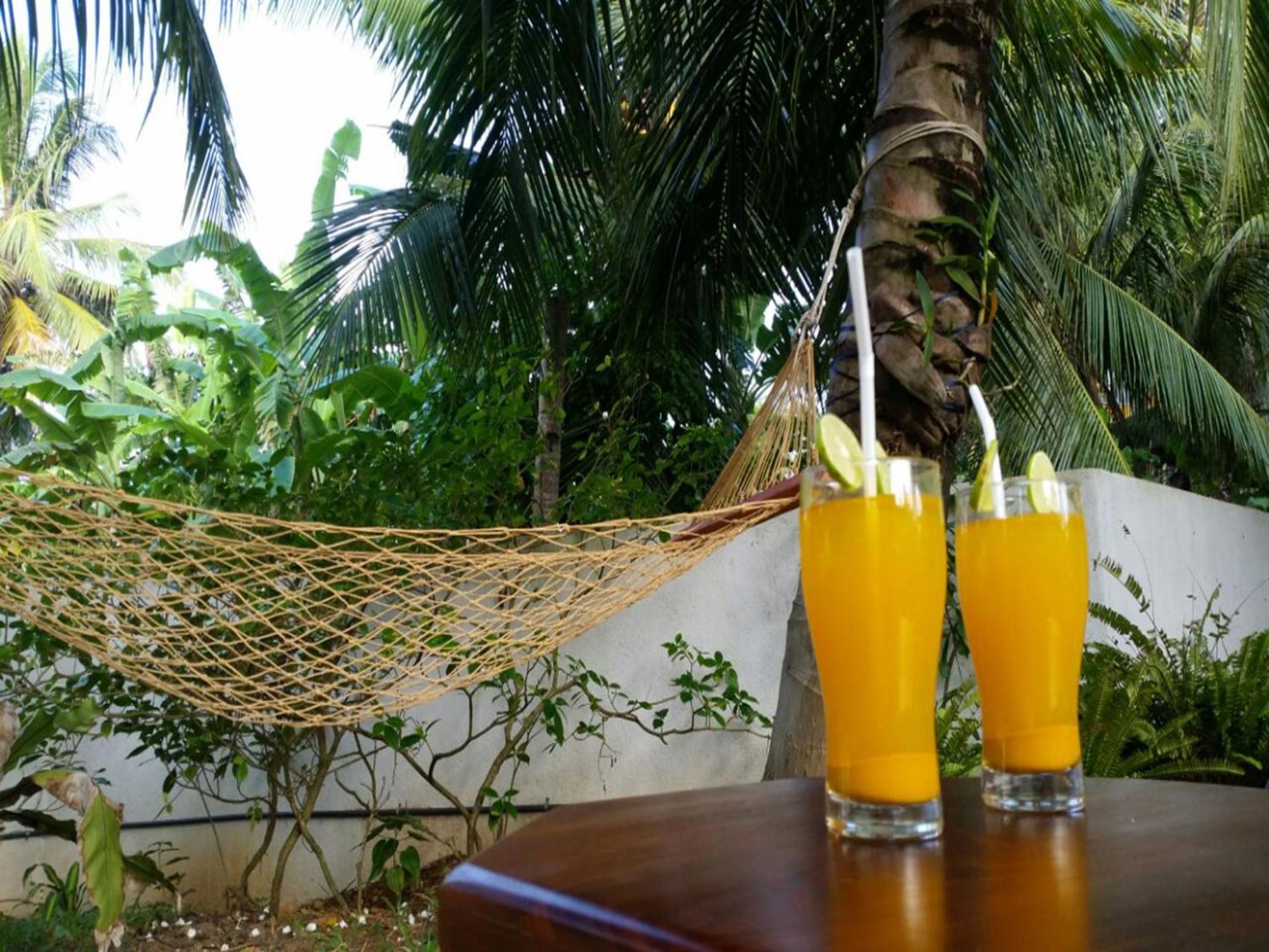 Crystal Oceanic Hotel Ahangama Exterior photo